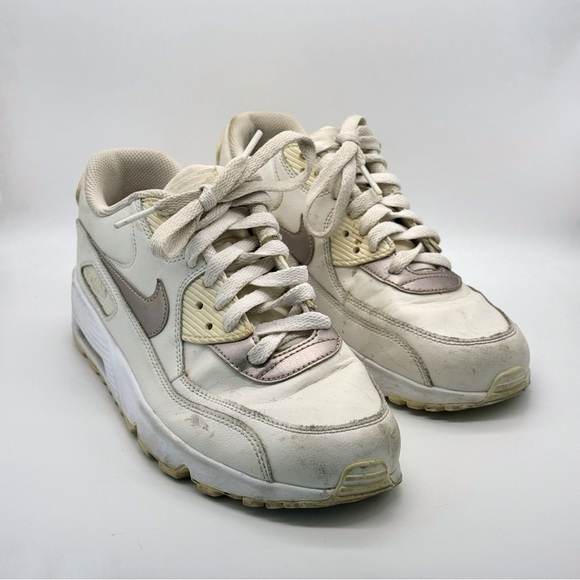 Nike Air Max 90 Leather Phantom White & Pink Sneakers - Picture 1 of 8